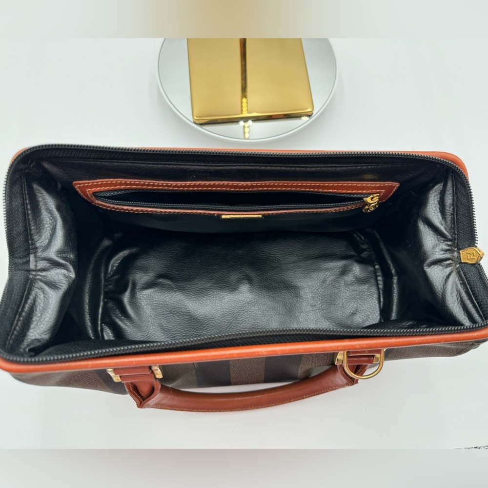 Fendi-Authentic- Pecan Canvas Boston Bag Brown / Black - Picture 5 of 16